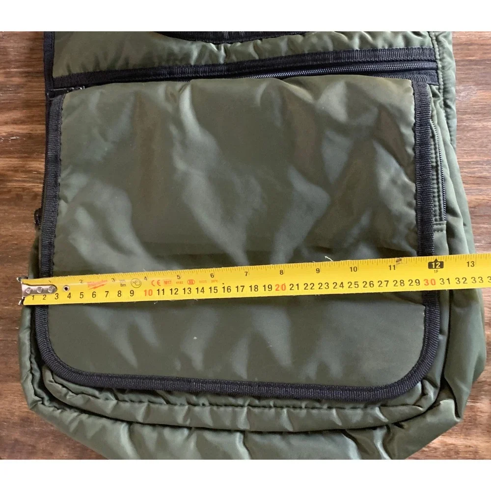 Aeropostale Olive Green Nylon Messenger Bag Vintage Gorpcore Techwear Streetwear